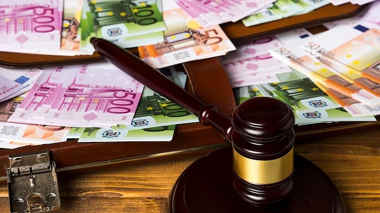 FreePik : Securities and Exchange Board of India (Sebi)