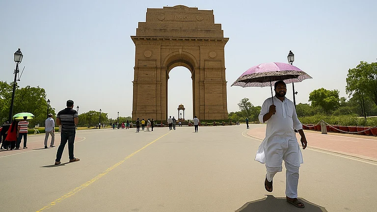 Red alert in North India for severe heatwave - null