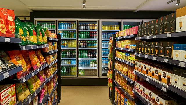 Vishal Mega Mart Shares Plunge 9% After Promoter Likely Offloads Stake in Rs 10,488 Crore Block Deal