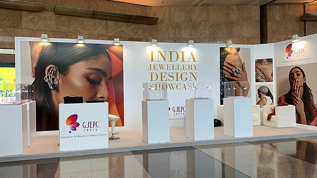 Gems, Jewellery Exports Down 15.81 % to $2,263 Million in May: GJEPC