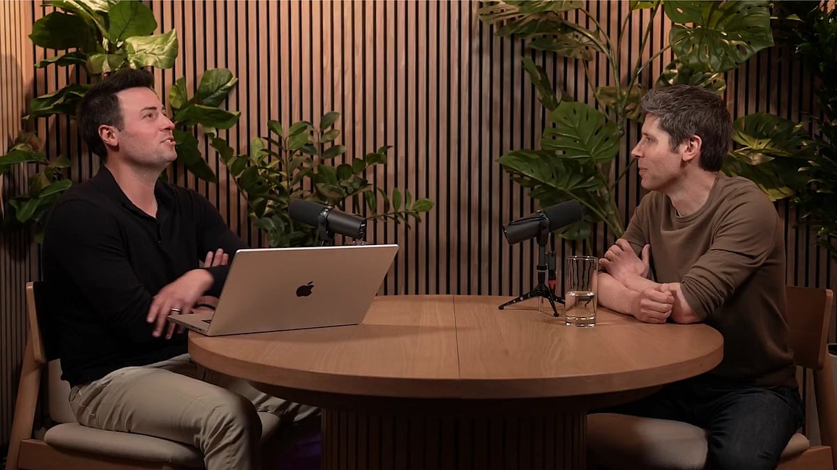 Sam Altman Says Meta Offering $100 M to Poach OpenAI Talent Amid Intensifying AI Rivalry