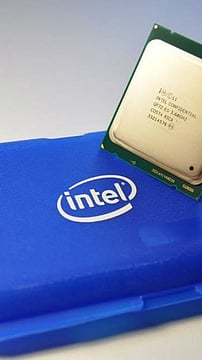 Intel Layoff Hits Foundry Team|Over 10,000 Jobs Cut, No Severance Offered