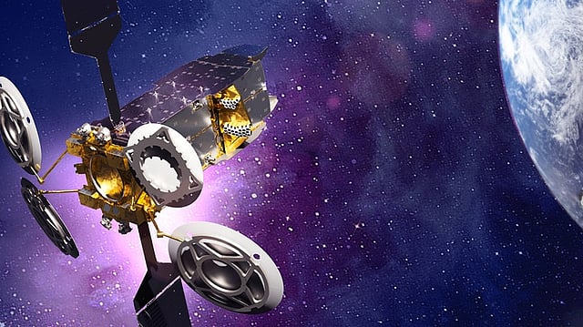 French Armed Forces Sign 1 Billion Euro Deal to Reserve Capacity on Eutelsat OneWeb: Mittal