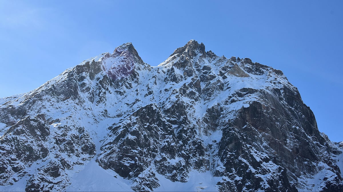 Photo by Vivaan Gupta : Asia is heating up nearly twice as fast as the global average.