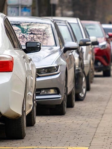 Govt May Link Fuel Norms to Car Size under CAFE III Norms from 2027— What You Need to Know