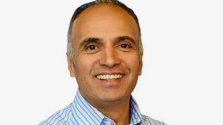 Yashish Dahiya
Chairman Executive Director & Chief Executive Officer - pbfintech
