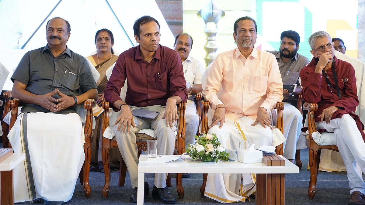 X : Zoho opened its new R&D campus in Kottarakkara, Kerala. 