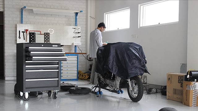 Bajaj to Halve EV Output, Ather and TVS Cut Back Production as China Magnet Curbs Bite
