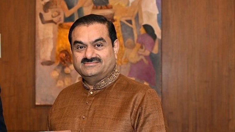 Twitter : Adani Power Acquires 600 MW Vidarbha Unit for ₹4,000 Cr