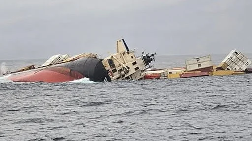 Facebook_#@The Ocean Buff