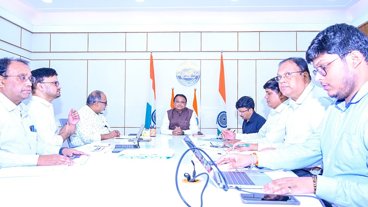 twitter : Review meeting chaired by Odisha CM, Charan Majhi