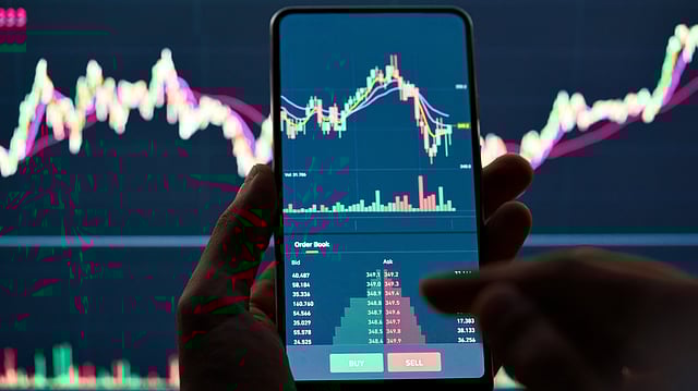 Mcap of 7 of Top-10 Most Valued Firms Surges by ₹2.16 Lakh Cr; Reliance, Airtel Biggest Gainers