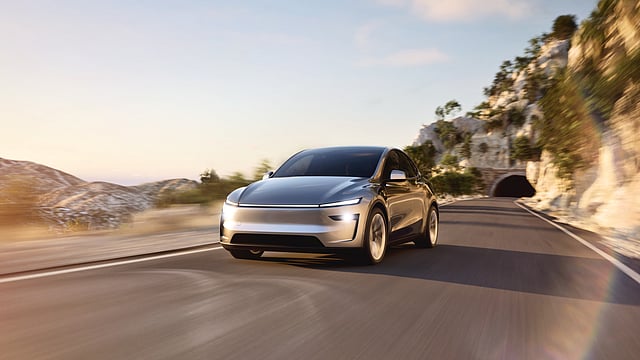 Tesla, VinFast Set for India EV Faceoff with Showroom Launch and Pre-Bookings