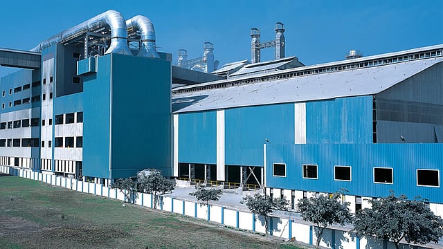 DCM Shriram Q1 Profit Rises 13% to ₹114 Cr, Revenue Increases to ₹3,477 Cr