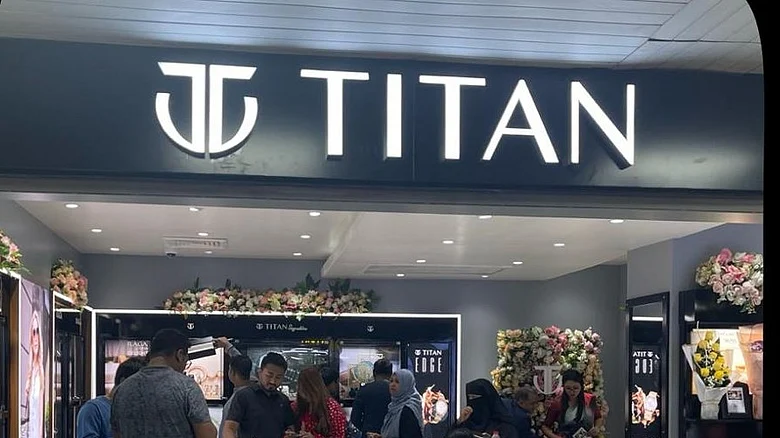 _@#TitanCompany