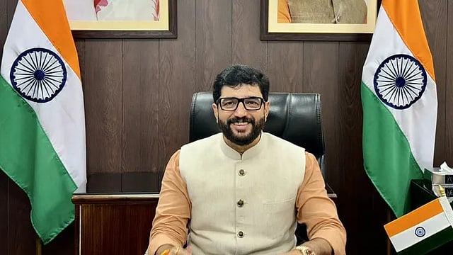 DGCA Takes Action Against Air India Express for Ignoring Airworthiness Directive: Mohol