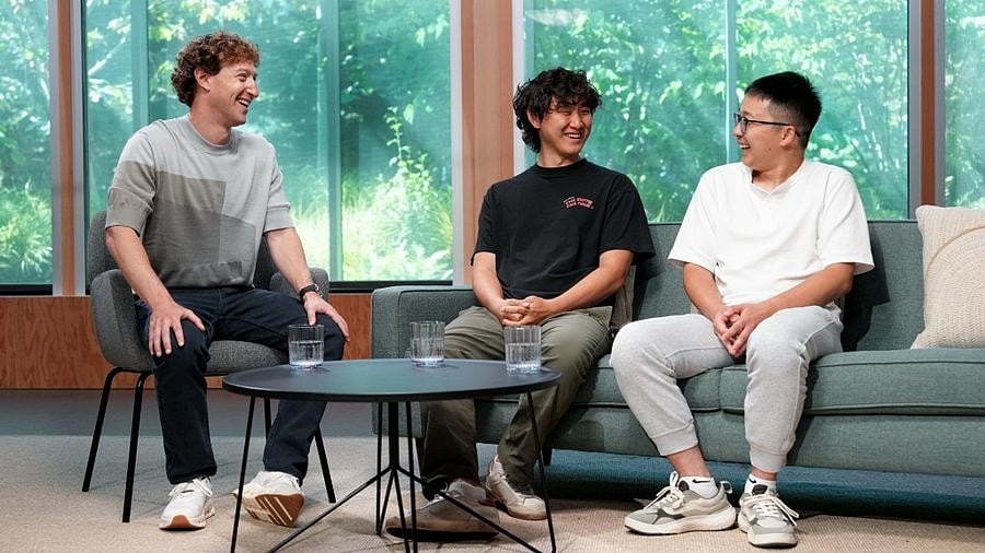L to R: Mark Zuckerberg, Alexandr Wang & Shengjia Zhao