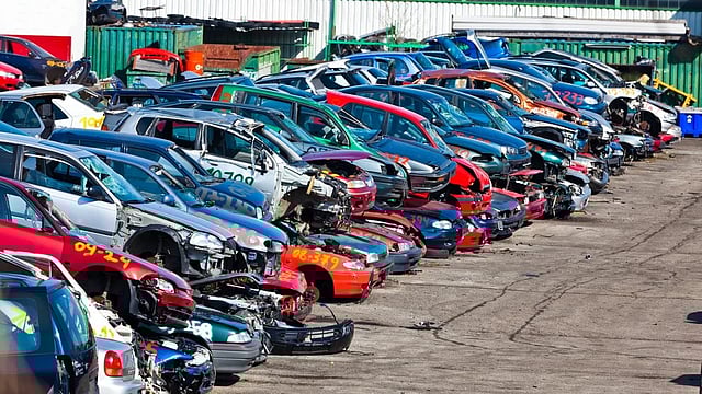 Why Aren’t Indians Scrapping Old Vehicles? Govt Asks SIAM to Explain Lag