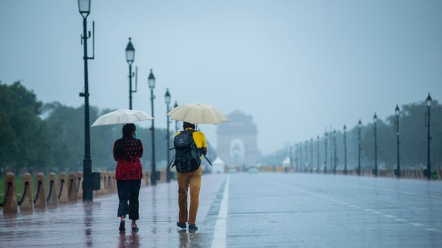 Delhi Records Cleanest July in a Decade Amid Wet Spell, IMD Extends Forecast Till August 3
