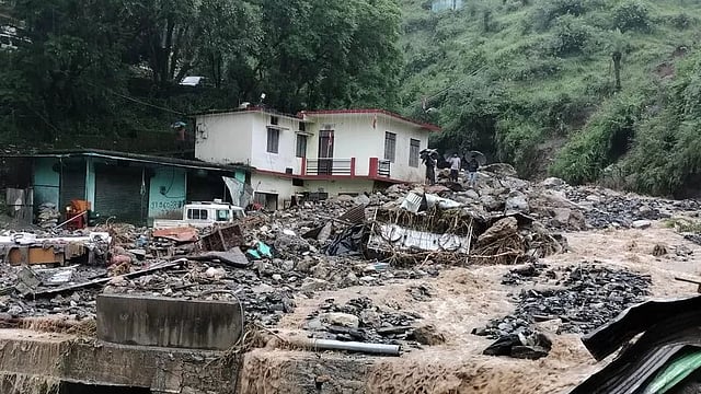 Himachal: Heavy Rains Flood Several Areas in Una; Roads Blocked, Infrastructure Affected   