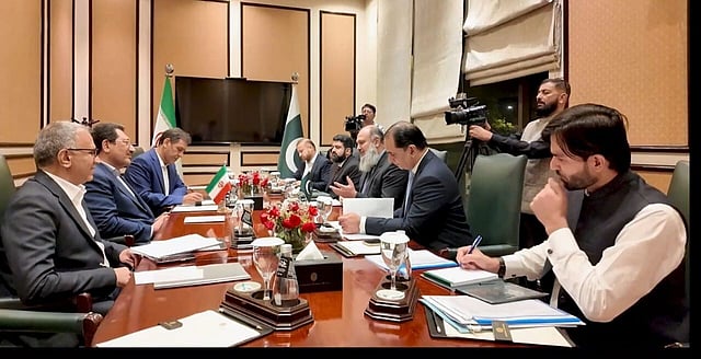 Pakistan, Iran Decide to Increase Bilateral Trade to USD 8 Billion Annually