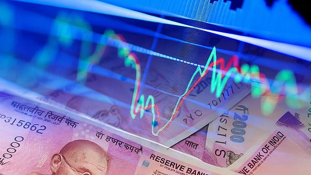 Midcaps Emerge Frontrunners as Smallcaps Slip in Q1 Earnings, Largecaps Hold Steady