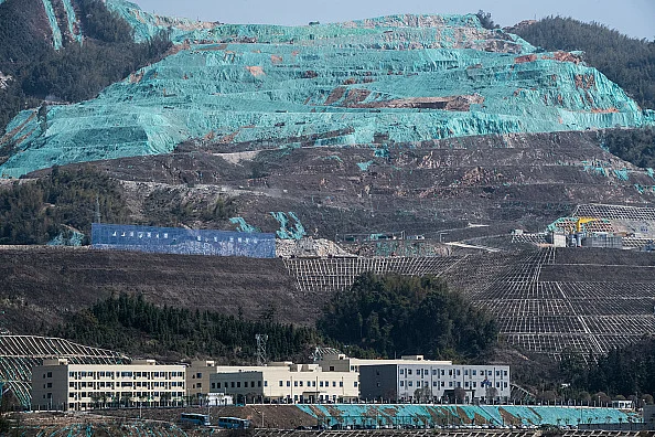 Lithium Refinery