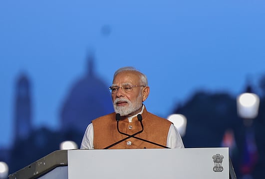 PM Modi Says Next Phase of Semicon Mission, DLI Revamp in Works; Chip Projs Worth $ 18 Bn Underway