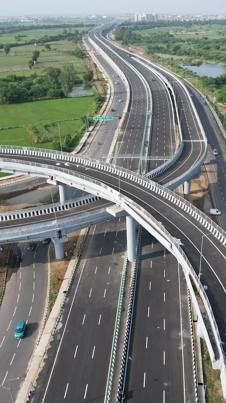 null - @narendramodi