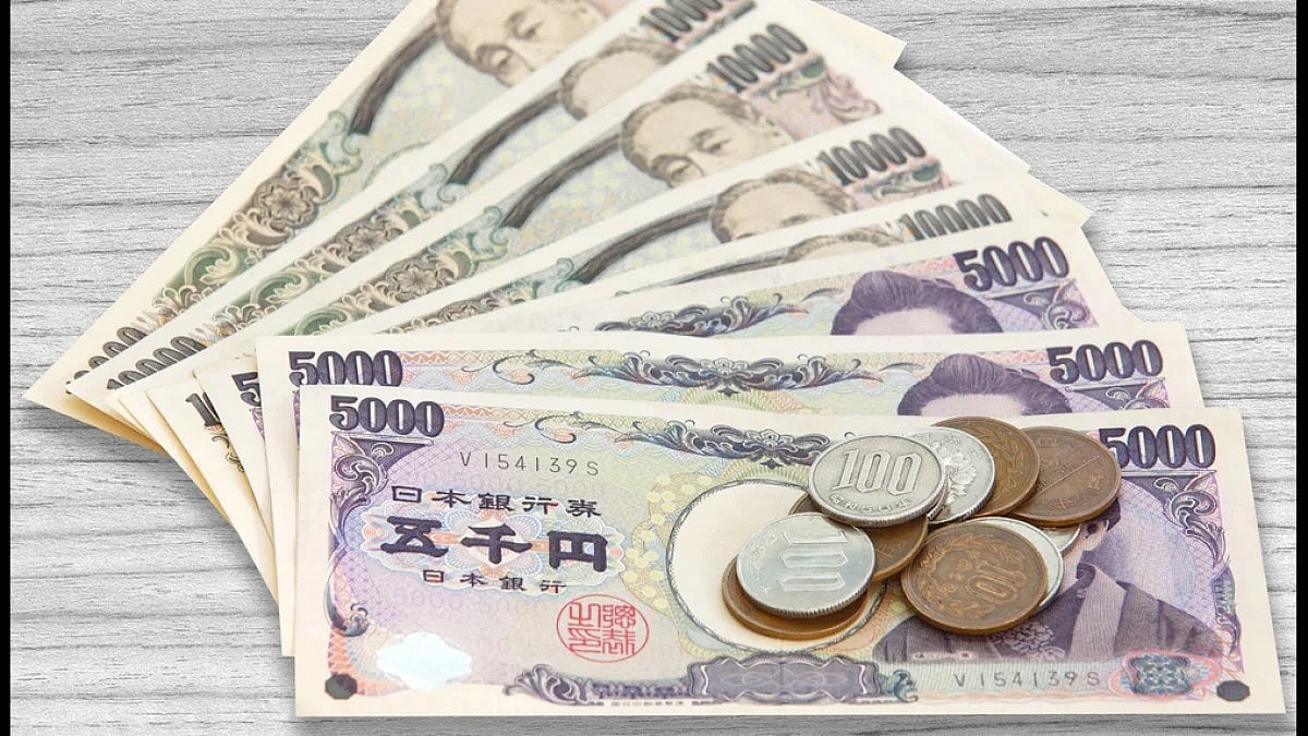Japanese currency Yen