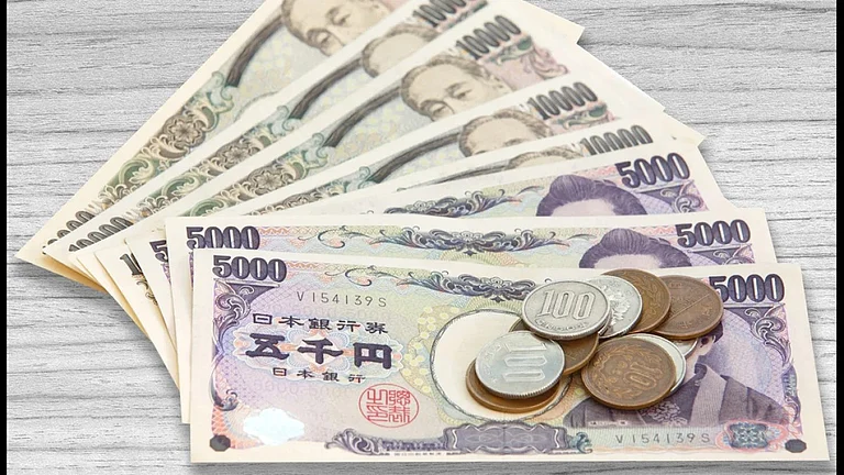 Japanese currency Yen - null