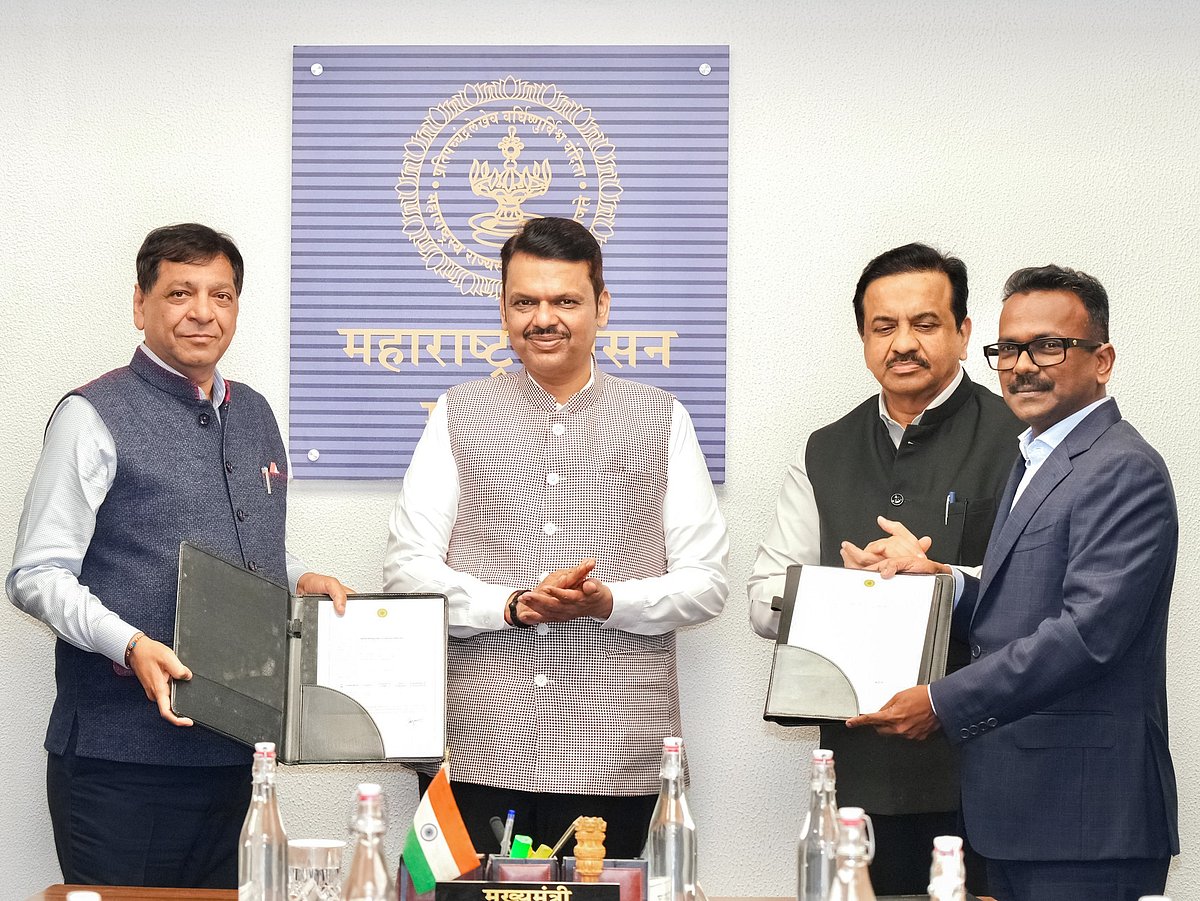 Facebook : MoU signed with Maharashtra CM. Devendra Fadnavis