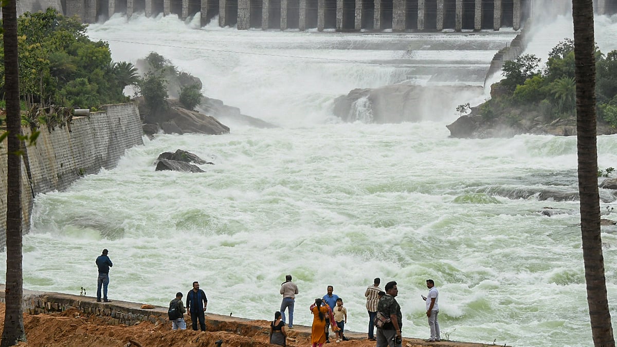 Photo by:  PTI : The outflow from the KRS reservoir, in Mandya district, Karnataka has been increased to 80,000 cusecs in view of the heavy rains in its catchment areas