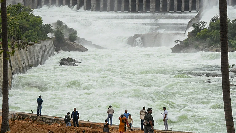 The outflow from the KRS reservoir, in Mandya district, Karnataka has been increased to 80,000 cusecs in view of the heavy rains in its catchment areas - Photo by: PTI