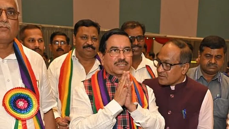 Food Minister Prahlad Joshi - X