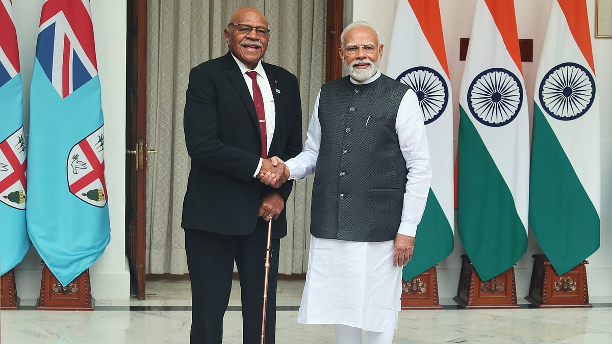 Prime Minister of Fiji, Sitiveni Ligamamada Rabuka with Prime Minister of India, Narendra Modi