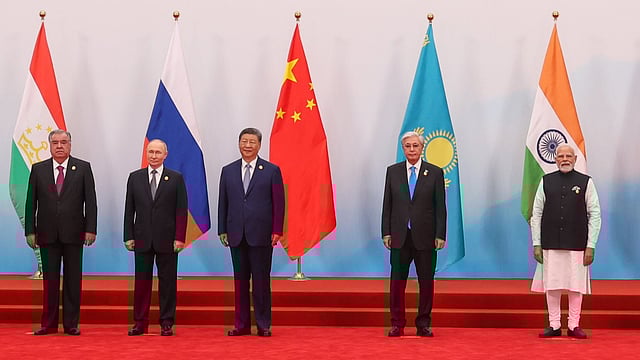 ‘Chaotic and Intertwined’: Xi Jinping’s Indirect Jibe at US Power Politics at SCO Summit 2025