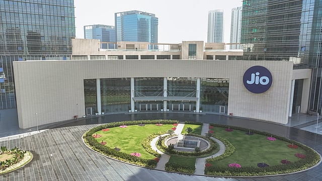 Promoter Group Firms Infuse ₹3,956 Cr in Jio Financial