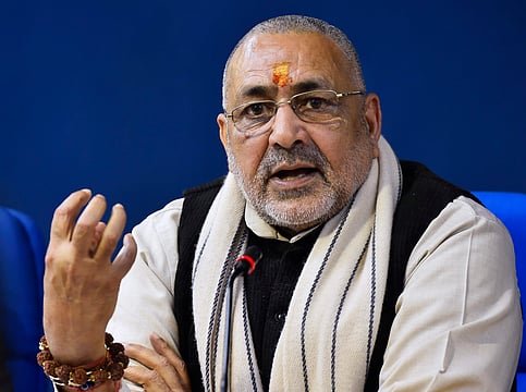Textiles Minister Assesses MSP Operations for Cotton Procurement Ahead of Kharif Season