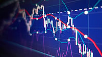 Stock Markets Fall for 2nd Day on Weak Global Trends, Fresh Foreign Fund Outflows 