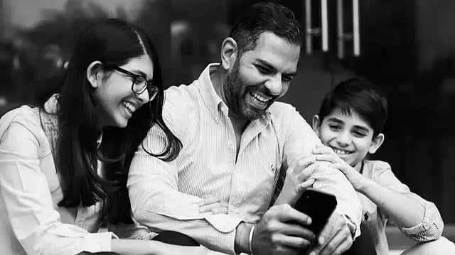 Sunjay Kapur’s ₹30,000 Cr Property Dispute Intensifies as Karisma Kapoor’s Children Approach Delhi HC