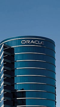 Oracle Alerts Users, Cyber Attackers Target 100+ Firms Through Flaw oracle
