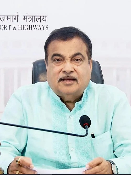 Gadkari Asks Sugar Producers to Prioritise Ethanol & Green Energy Amid Rising Surplus — What It Means for Farmers