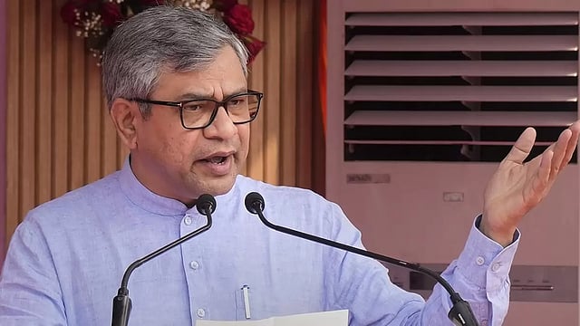 Online Real-Money Gaming Ban to Take Effect from Oct 1: IT Minister Vaishnaw