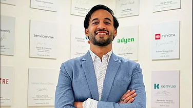 LinkedIn_#@Vikram Ahuja