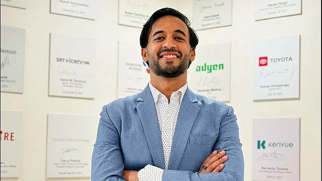 LinkedIn_#@Vikram Ahuja