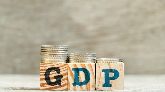 RBI Raises FY26 GDP Growth Projection to 6.8%, Lowers Inflation Forecast to 2.6%   
