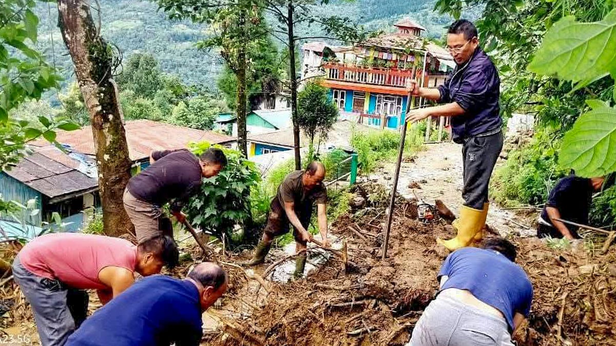 Residents affected by landslides in Darjeeling