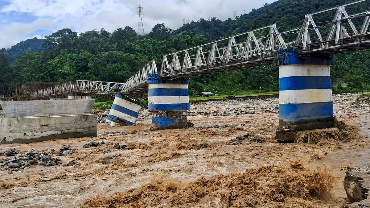 Photo by PTI : Darjeeling after heavy rainfall and landslides