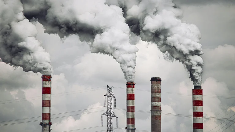 Coal-fired power plants continue to play a pivotal role in India's electricity generation - Photo by Janusz Walczak